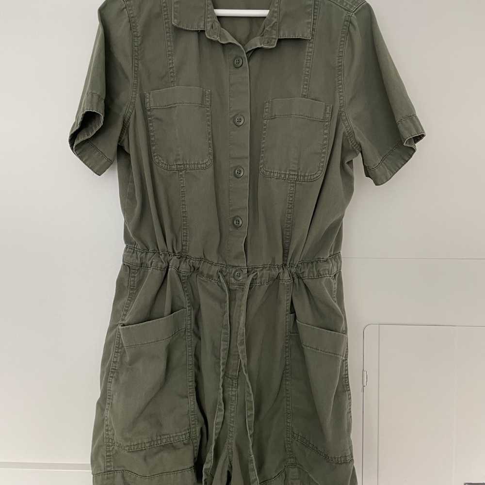 Old Navy Women’s Forest Green Utility Romper